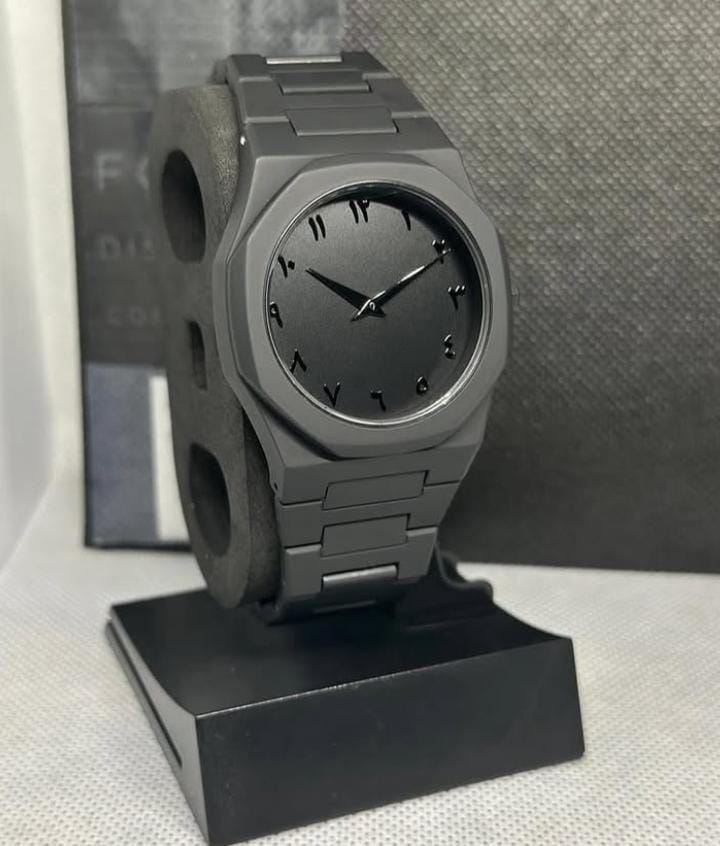 Black Arabic Watch    (   Delivery Same Day) Full Dicount